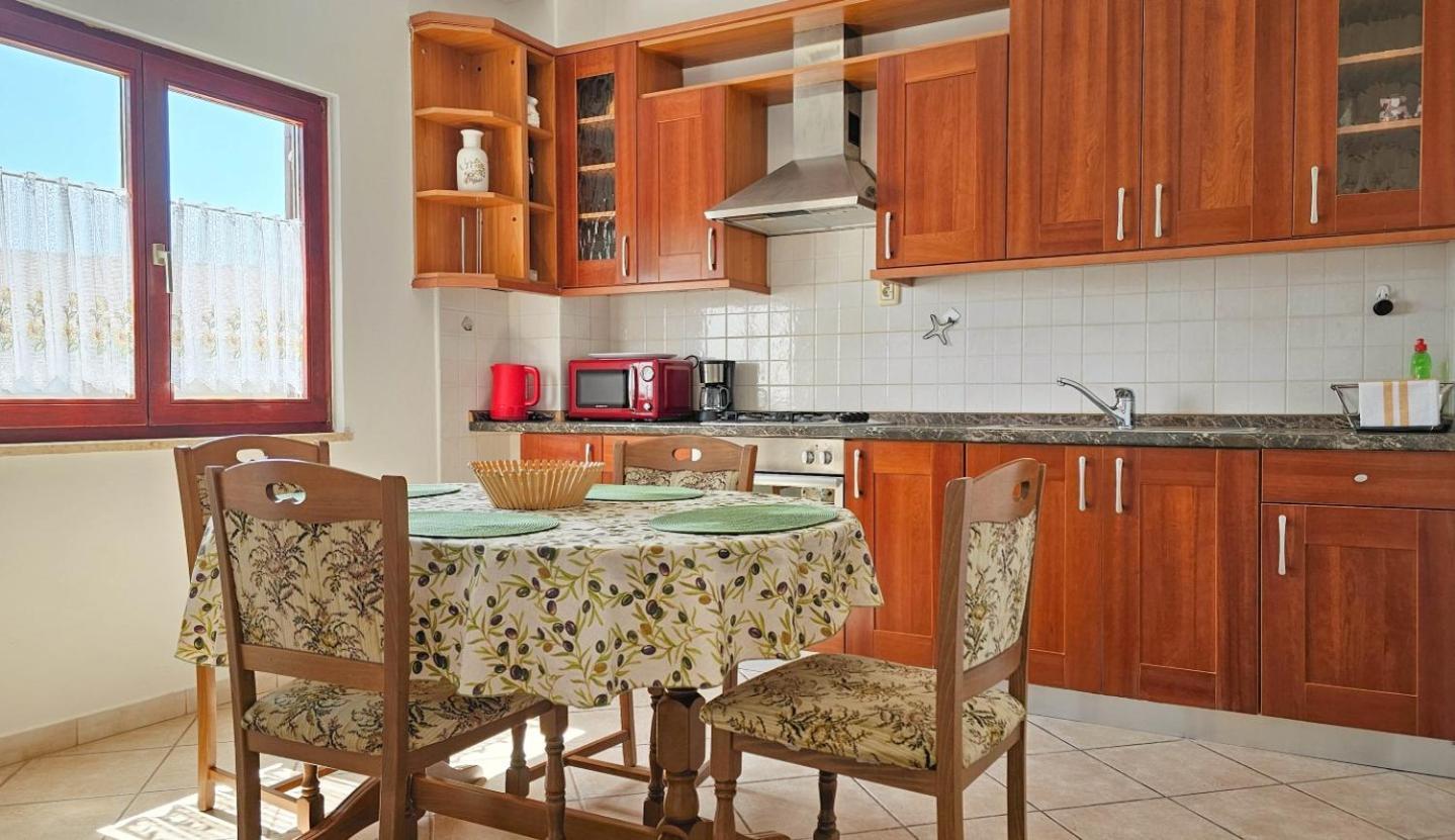 Stelia F. Apartment Novigrad  Ngoại thất bức ảnh